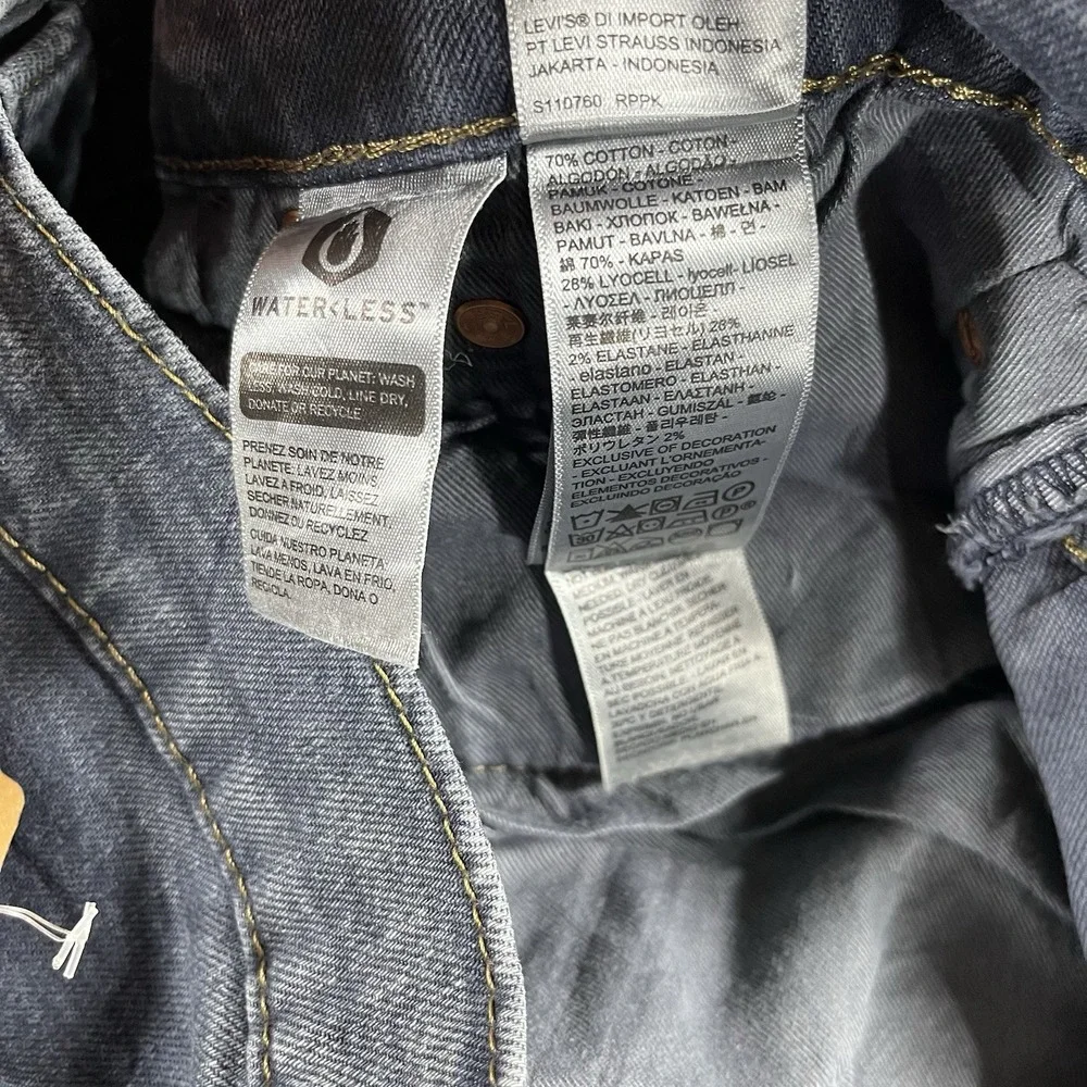Levis 512 Slim Taper Mens DISTRESSED Denim STRETCH Jeans 34x34 FIT 34x33 NWT